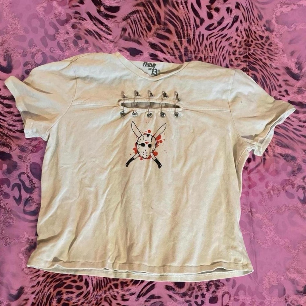 Hot Topic White Graphic Crop Top